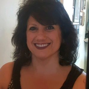 Meet your Posher, Anne